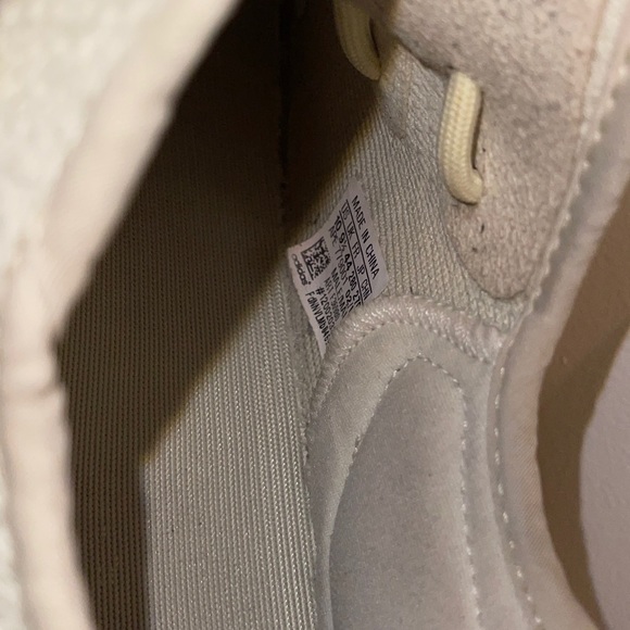 Yeezy 350 V2 “Butter” size 10 main image 4